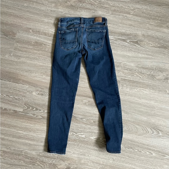 American Eagle Womens SKINNY Jeans - Picture 3 of 5